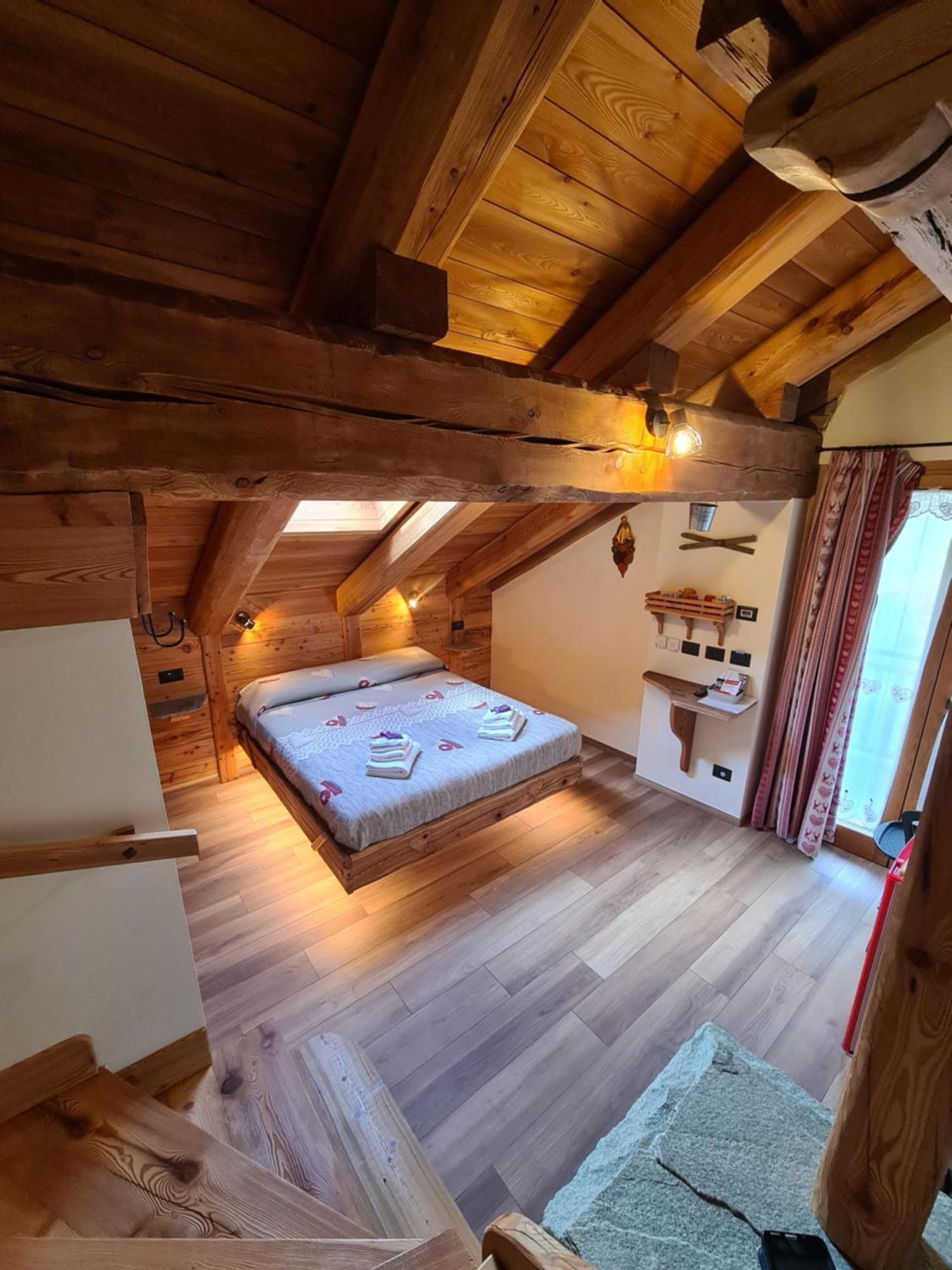 La Maison. Il Nido Dell'Aquila Bardonecchia Eksteriør billede